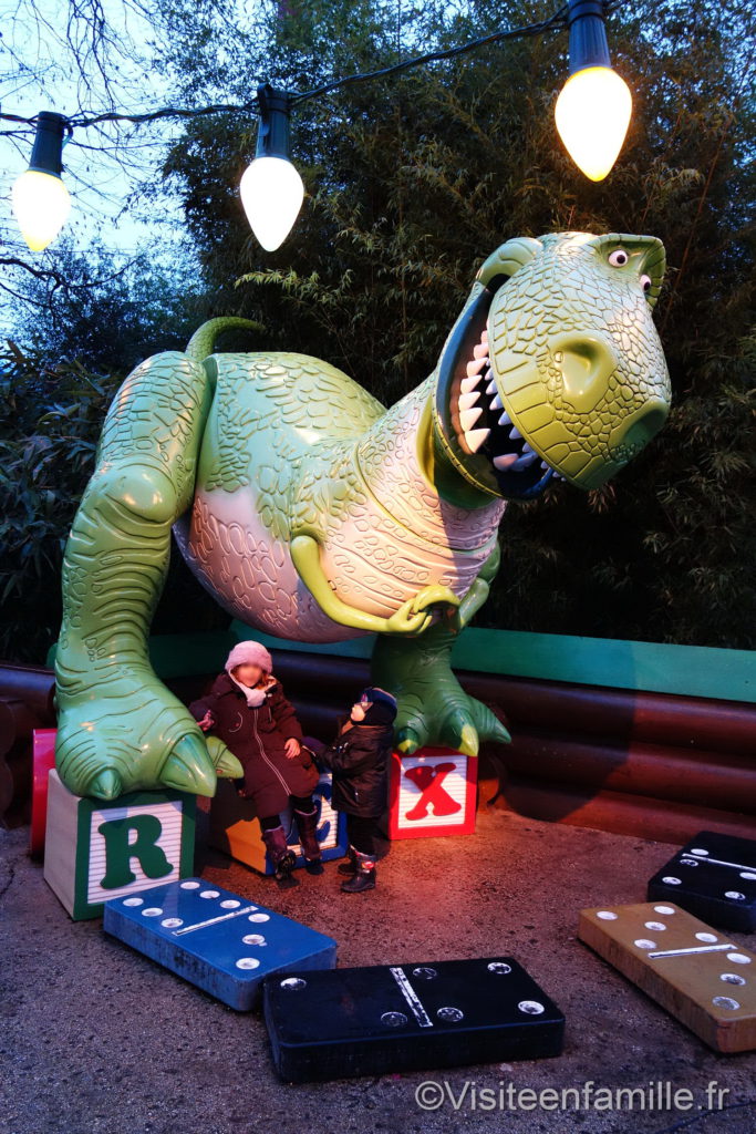 Le dinosaure de Toy Story à Walt Disney Studios Paris