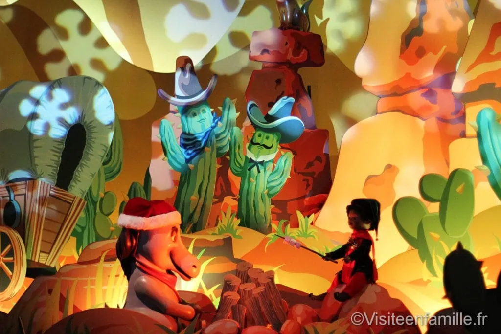 It's a small world : La Maison des Poupées