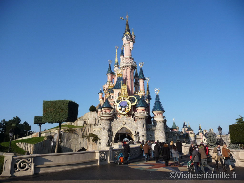 Chateau Disneyland Paris