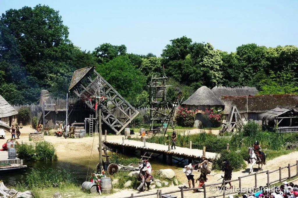 Attaque des vikings au Puy du Fou