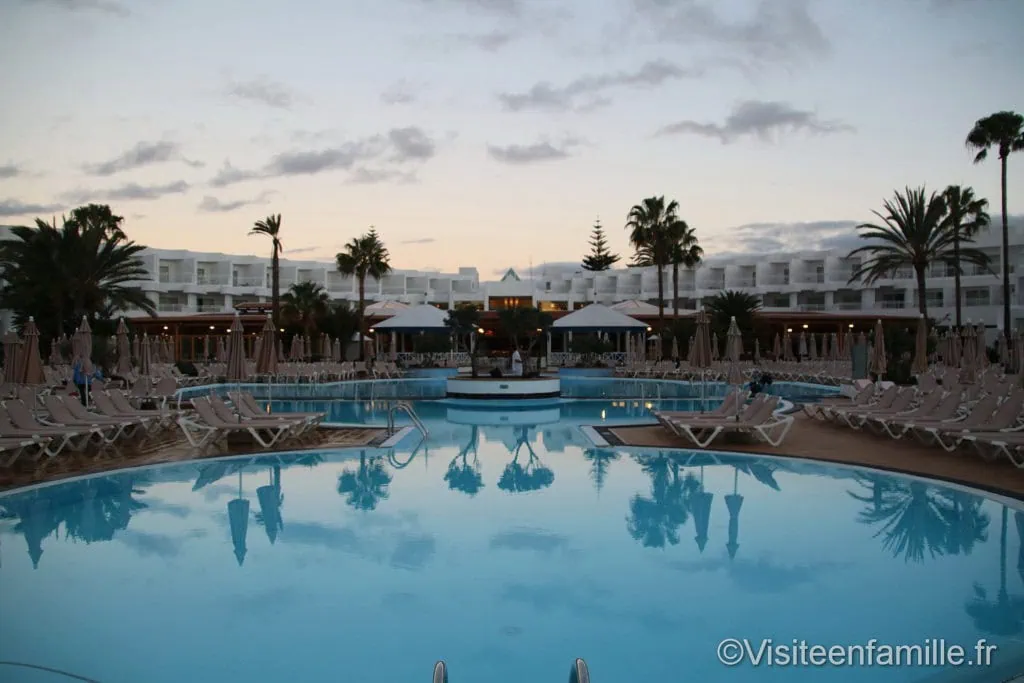 La piscine Hôtel Riu Paraiso