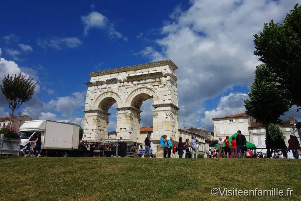 Saintes Saintes, une ville incontournable de Charente-Maritime