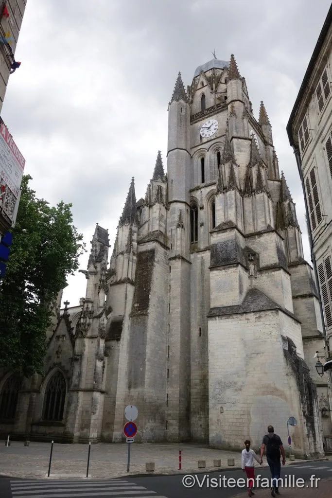 Saintes Saintes, une ville incontournable de Charente-Maritime