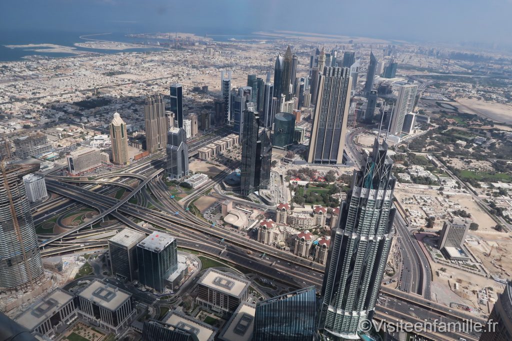 Ville de Dubai vue depuis la Burj Khalifa