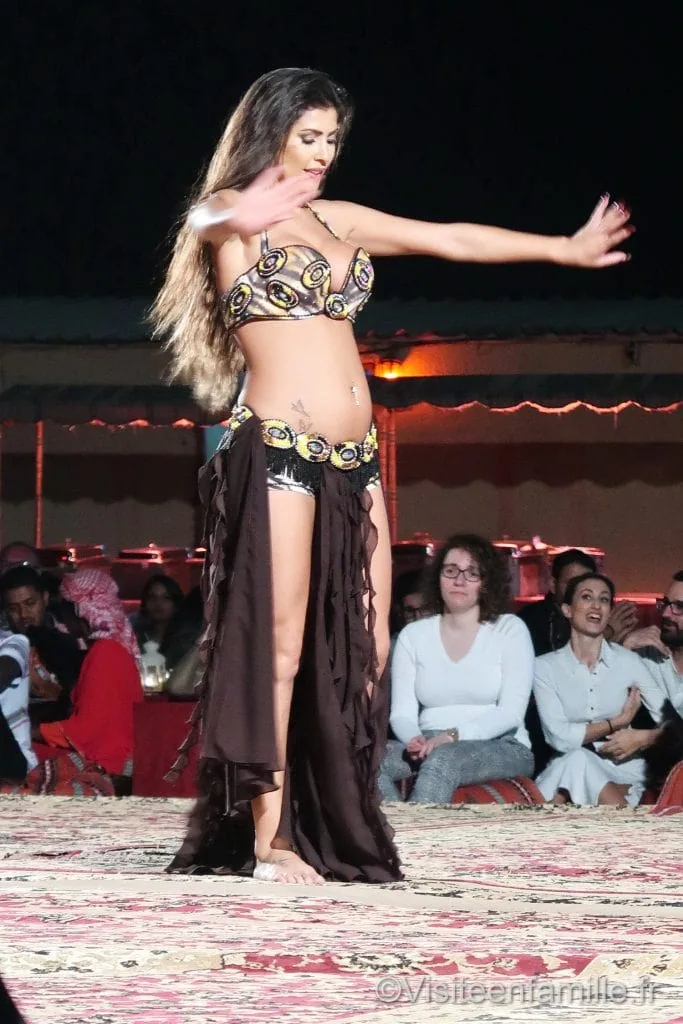 belly dancing dubai