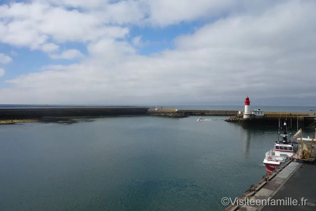 phare d'Eckmühl Visite du pays Bigouden : le Guilvinec, Haliotika, le phare d'Eckmühl