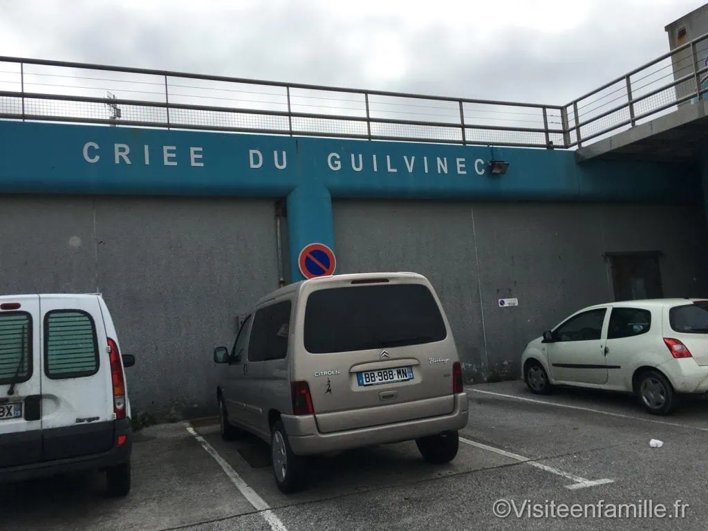 phare d'Eckmühl Visite du pays Bigouden : le Guilvinec, Haliotika, le phare d'Eckmühl