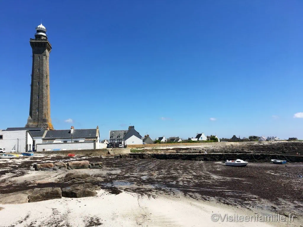 phare d'Eckmühl Visite du pays Bigouden : le Guilvinec, Haliotika, le phare d'Eckmühl