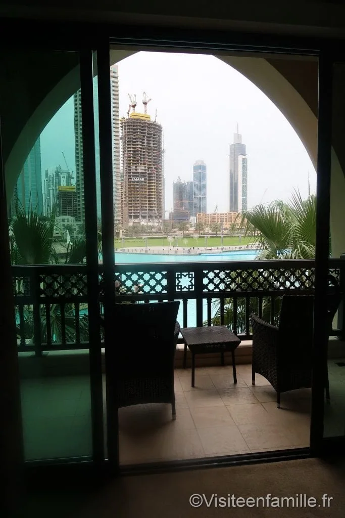 Terrasse de la chambre du Palace Downtown Dubai