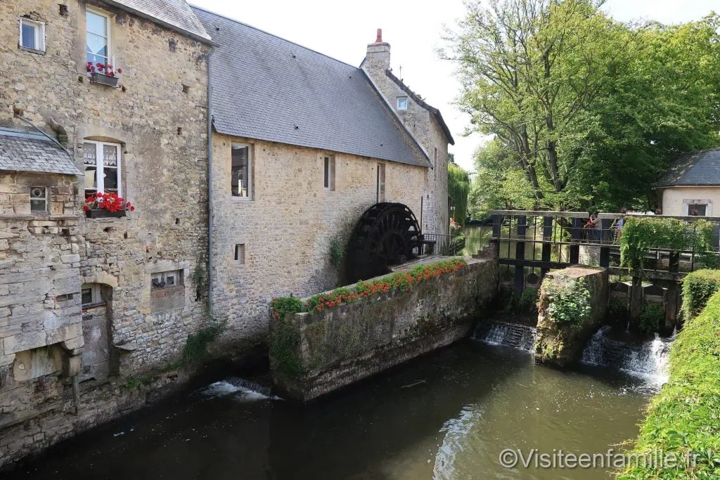 Roue à aube de Bayeux
