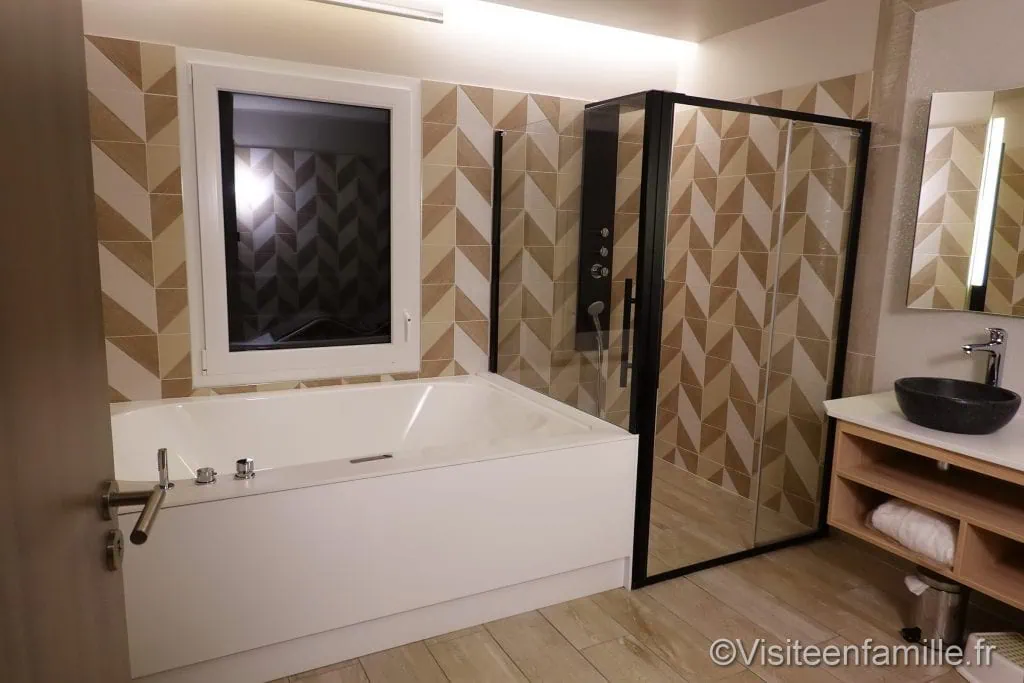 baignoire center parc trois forêt