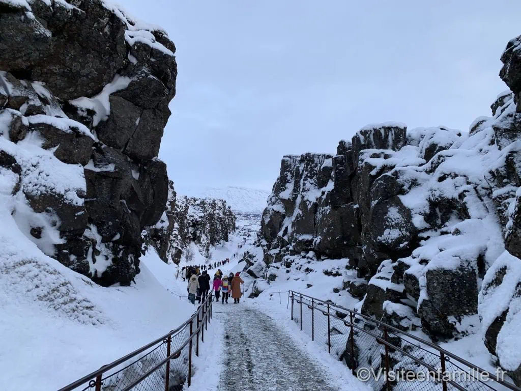 Chemin glissant golden circle en Islande