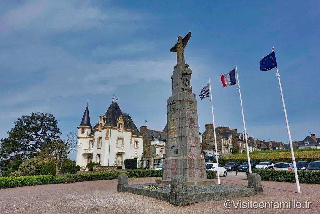 Monuments aux morts de Cancale