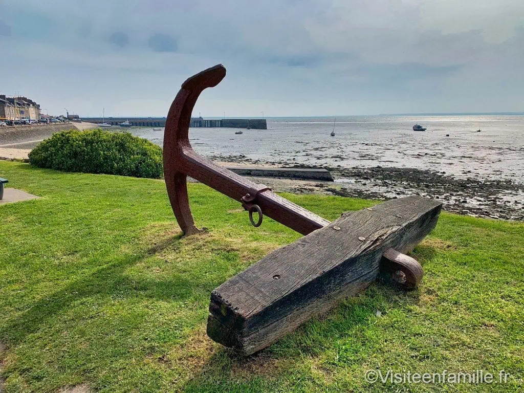 Ancre marine à l'entrée de Cancale