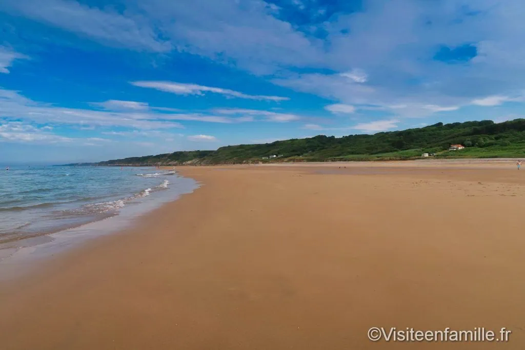 la plage de sable d'Omaha beach 