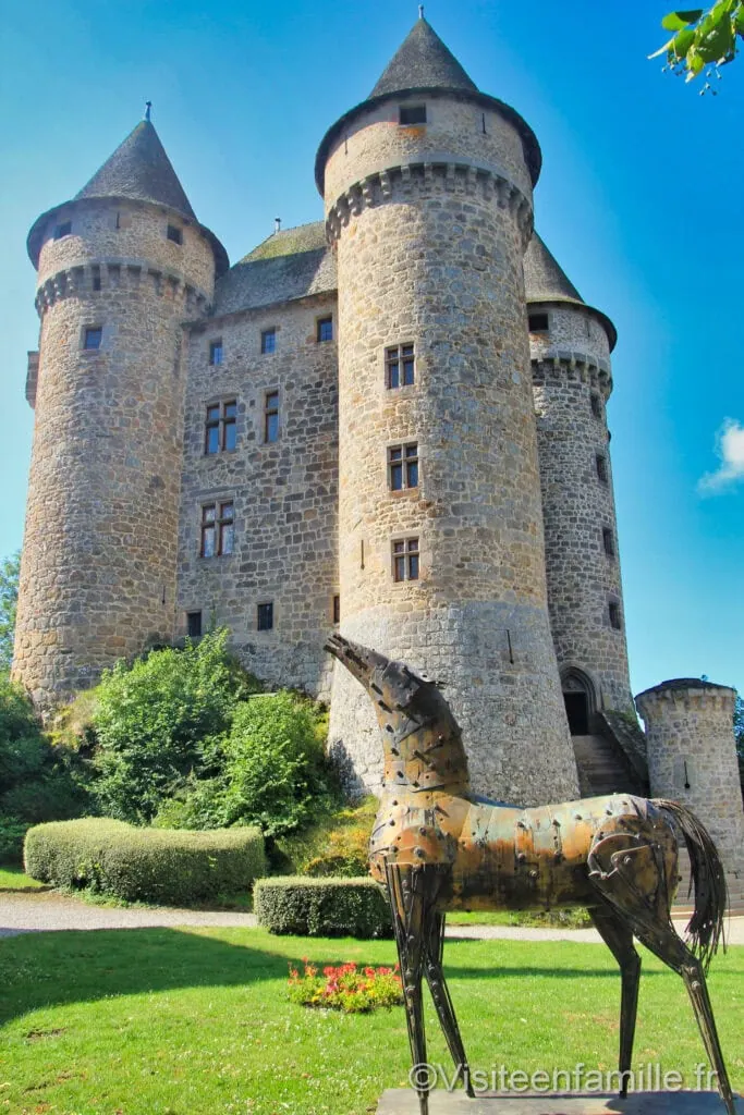 Les tours du château de Val