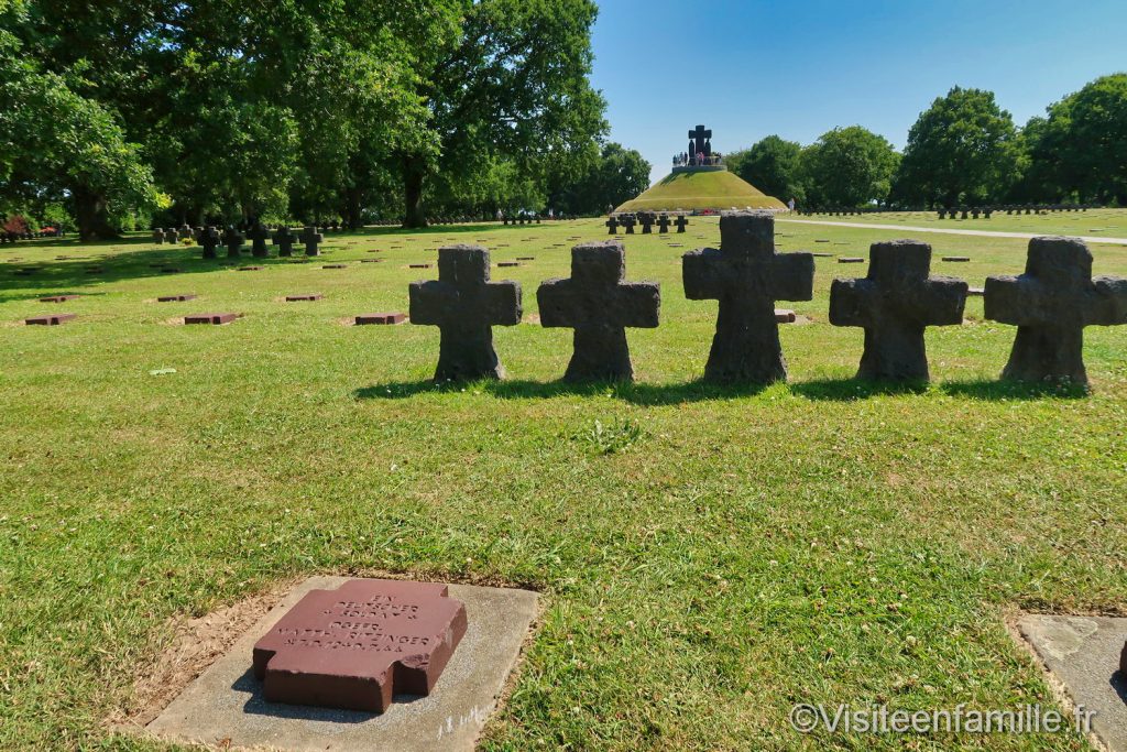 cimetière allemand de Colleville sur mer Normandie