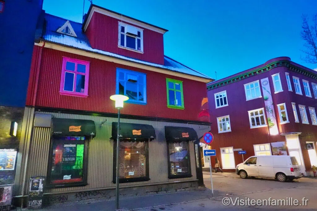 maisons colorées de Reykjavik Les maisons colorées de Reykjavík