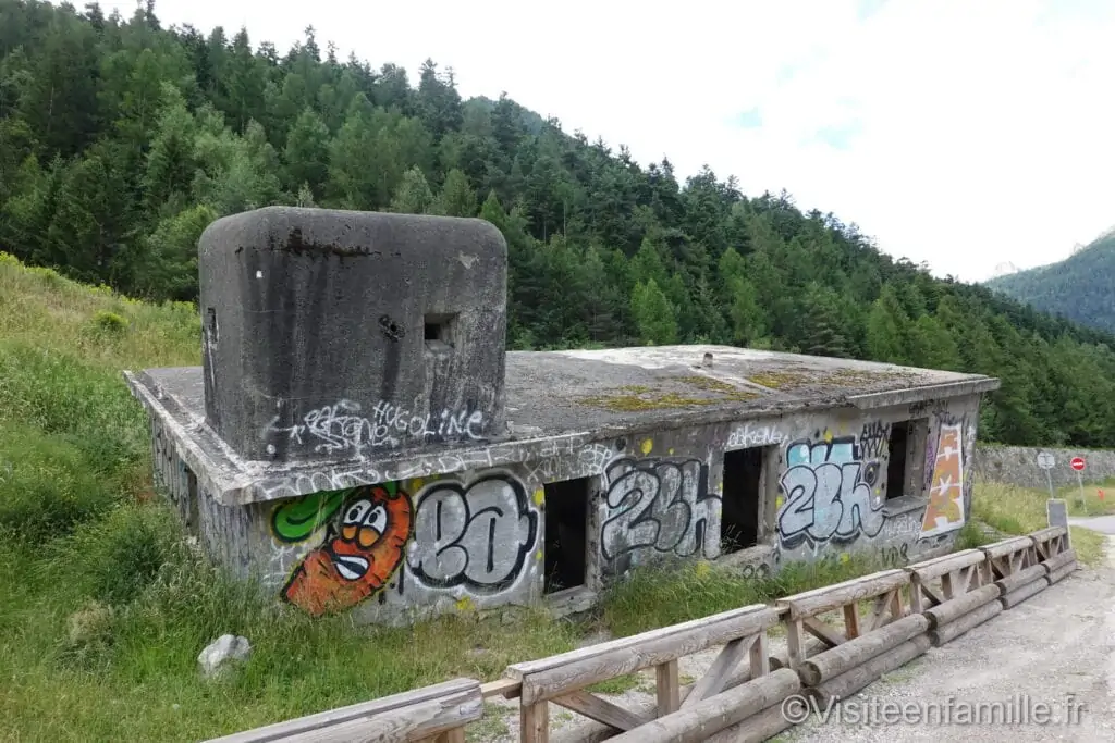 vu du dessus de la maison penchée de Modane