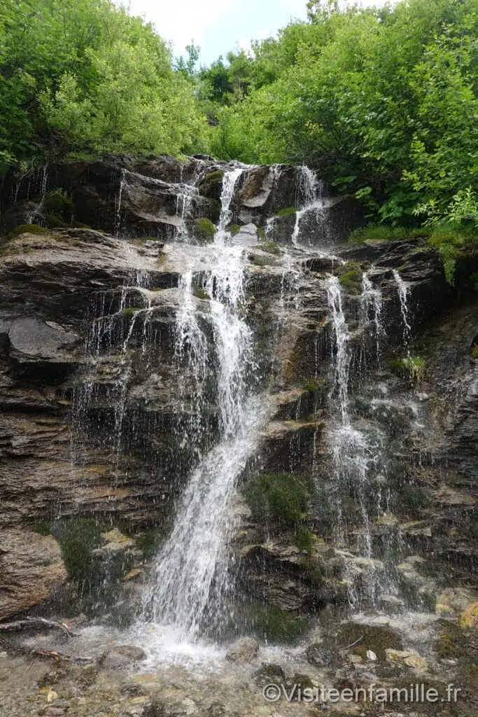 cascade village de l’Ecot