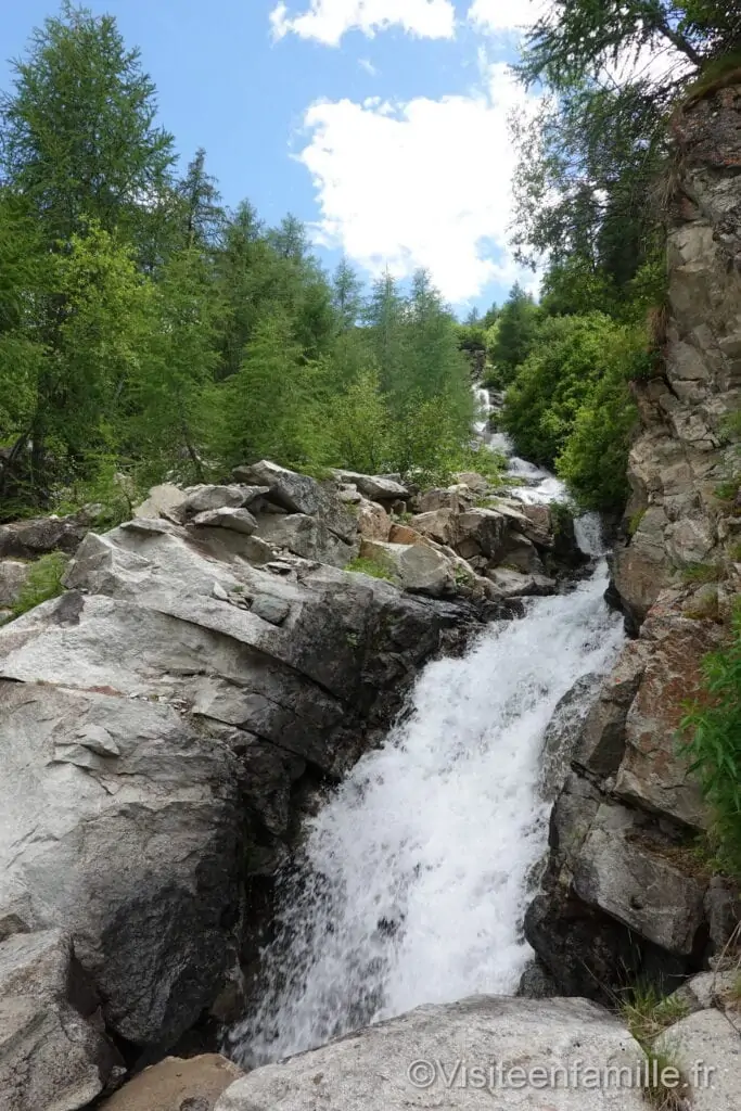 cascade village de l’Ecot