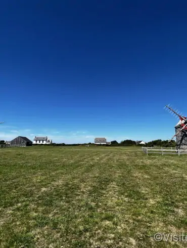 Les moulins de Trouguer depuis la route